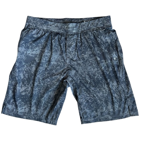 Kenneth Cole Lightweihht 4 way Stretch Wayer Repellant Shorts size medium - Picture 1 of 6